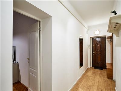 Apartament 2 camere, decomandat, str. Bucuresti, Parcul Farmec