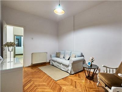 Apartament 2 camere, decomandat, str. Bucuresti, Parcul Farmec