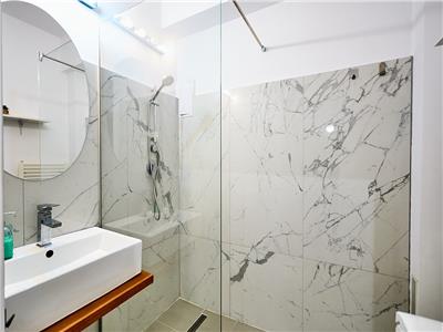 Apartament 2 camere, decomandat, str. Bucuresti, Parcul Farmec