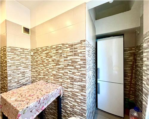 Apartament 2 camere, decomandat, mobilat, Horea.