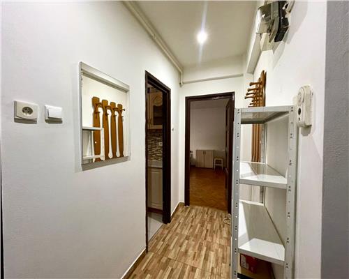 Apartament 2 camere, decomandat, mobilat, Horea.