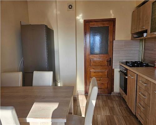 Apartament 2 camere, decomandat, mobilat, Zorilor.