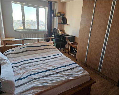 Apartament 2 camere, decomandat, mobilat, Zorilor.