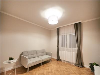 Apartament 3 camere decomandat, S80 mp + balcon, str. Dorobantilor