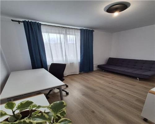 Apartament 3 camere, S 77 mp, Europa.