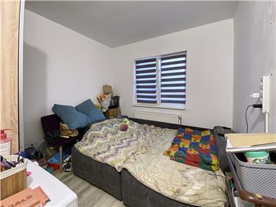 Apartament 3 camere, etaj 2/4, str. Oasului