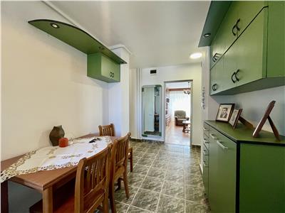 Apartament 3 camere, decomandat, mobilat, zona BRD Marasti.