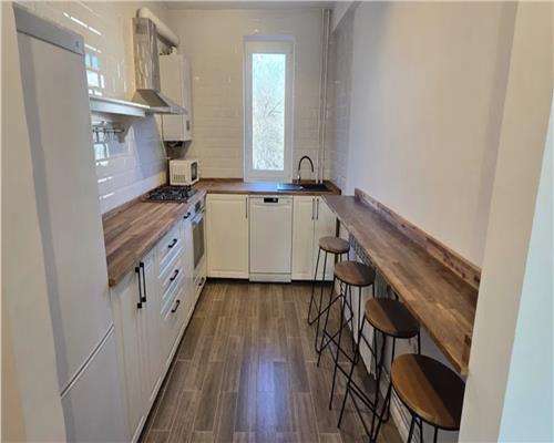 Apartament 3 camere, prima inchiriere, decomandat, Gheorgheni.