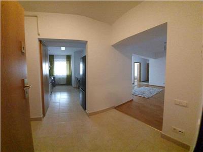 Apartament 2 camere, S 55 mp + parcare, mobilat, zona Semicentrala.