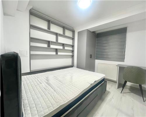 Apartament 4 camere, mobilat, utilat, Între Lacuri.
