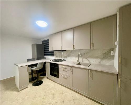 Apartament 4 camere, mobilat, utilat, Între Lacuri.