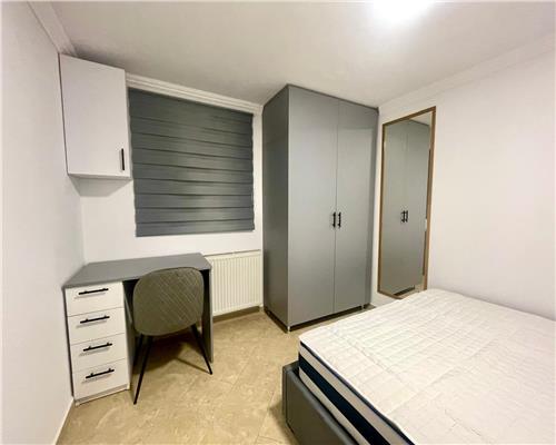 Apartament 4 camere, mobilat, utilat, Între Lacuri.