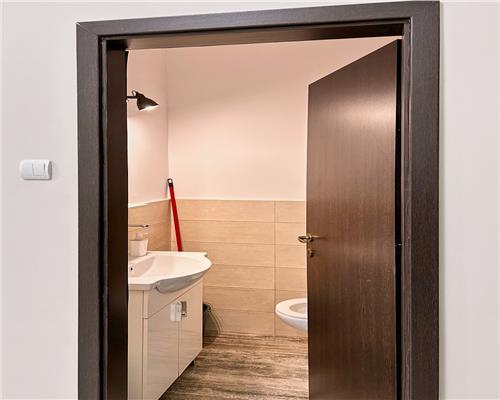 Spatiu de birou, 2 camere, S51mp., Bd. Eroilor