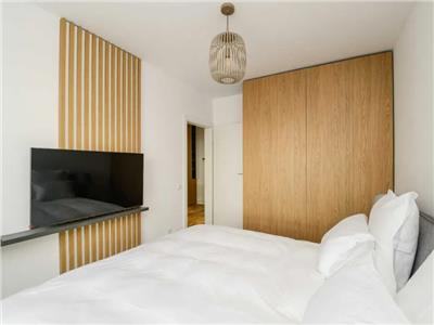 Apartament 2 camere, LUX, mobilat, utilat, zona Iulius Mall.