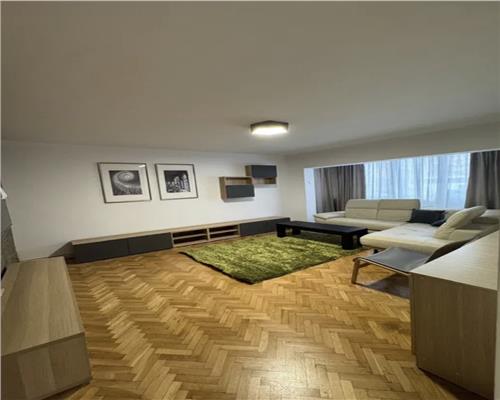 Apartament 3 camere, decomandat, mobilat, zona P-ta Marasti.