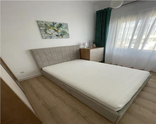 Apartament 3 camere, LUX, mobilat, Europa.