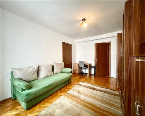 Apartament 2 camere, decomandat, zona Pta Flora.
