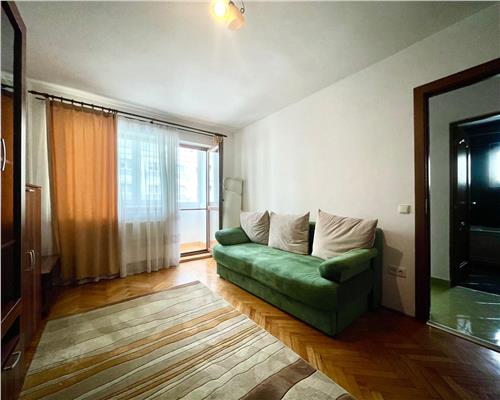Apartament 2 camere, decomandat, zona Pta Flora.