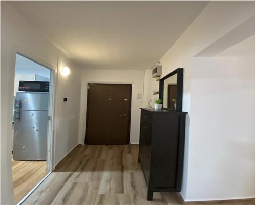 Apartament 3 camere, decomandat, mobilat, utilat, Zorilor.