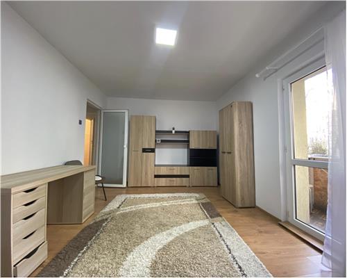 Apartament 3 camere, decomandat, mobilat, utilat, Zorilor.