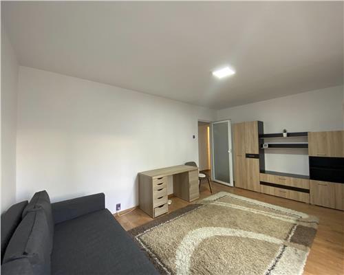Apartament 3 camere, decomandat, mobilat, utilat, Zorilor.