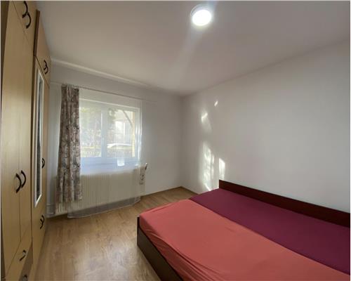 Apartament 3 camere, decomandat, mobilat, utilat, Zorilor.