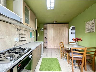 Apartament 3 camere, S 60 mp, mobilat, utilat, zona Pta Flora.