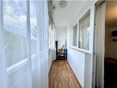 Apartament 3 camere, S 60 mp, mobilat, utilat, zona Pta Flora.