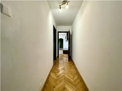 Apartament 3 camere, S 60 mp, mobilat, utilat, zona Pta Flora.