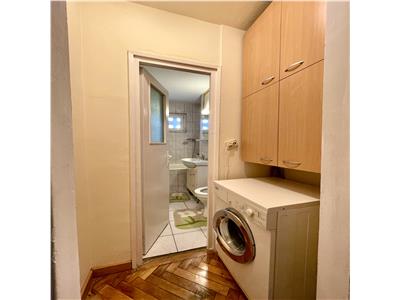 Apartament 3 camere, S 60 mp, mobilat, utilat, zona Pta Flora.