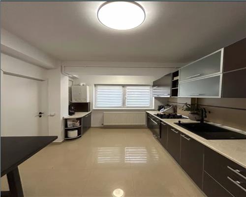 Apartament 3 camere, 2 parc?ri, mobilat, utilat, Europa.
