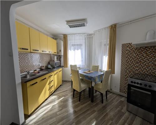 Apartament 2 camere, decomandat, zona Pta Marasti.