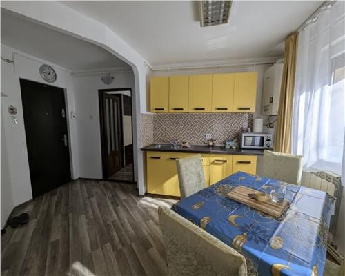 Apartament 2 camere, decomandat, zona Pta Marasti.