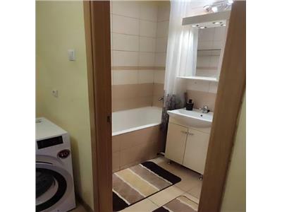 Apartament 3 camere, mobilat, utilat, zona Piata Flora.