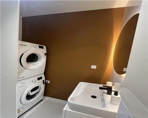 Apartament 3 camere, LUX, mobilat, Frunzisului.