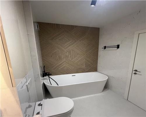 Apartament 3 camere, LUX, mobilat, Frunzisului.