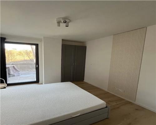 Apartament 3 camere, LUX, mobilat, Frunzisului.