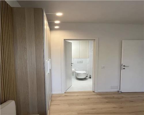Apartament 3 camere, LUX, mobilat, Frunzisului.