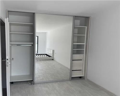 Apartament 2 camere, S 46 mp, mobilat, utilat, Frunzisului.