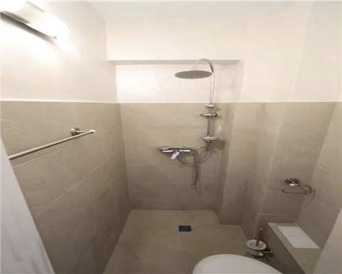 Apartament 3 camere, S '70 mp, mobilat, utilat, zona UMF.