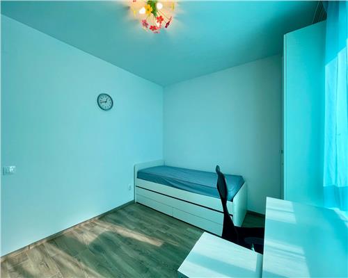 Apartament 3 camere, LUX, mobilat, zona Grand Hotel Italia.