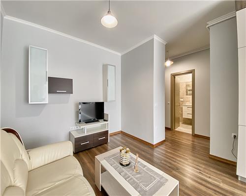 Apartament 2 camere, bloc nou, parcare, mobilat, utilat, Europa.
