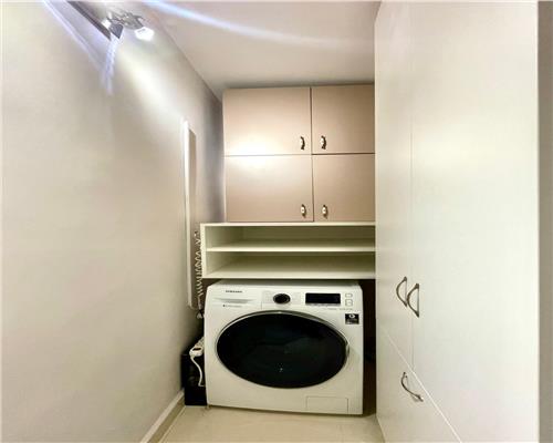 Apartament 2 camere, decomandat, zona Kaufland Marasti.