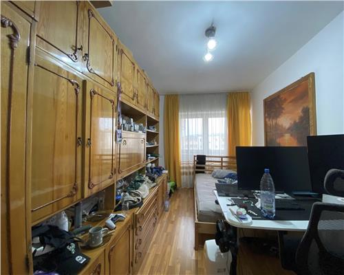 Apartament 3 camere, S 65 mp, decomandat, garaj, Marasti.