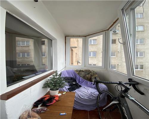 Apartament 3 camere, S 65 mp, decomandat, garaj, Marasti.