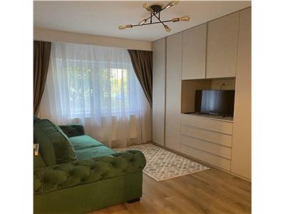 Apartament 3 camere, prima inchiriere, mobilat, Semicentral.