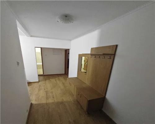 Apartament 2 camere, decomandat, zona Sigma.