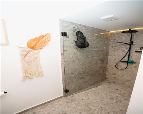 Casa tip Duplex, 5 camere, Lux, Cartierul Europa.