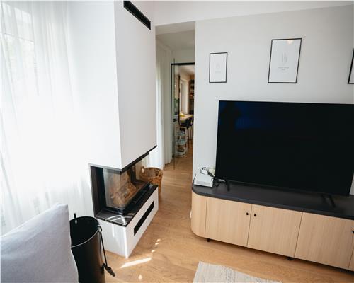 Casa tip Duplex, 5 camere, Lux, Cartierul Europa.