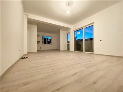 Apartament 3 camere, Su63mp+ 16mp balcon, parter, zona Tineretului.